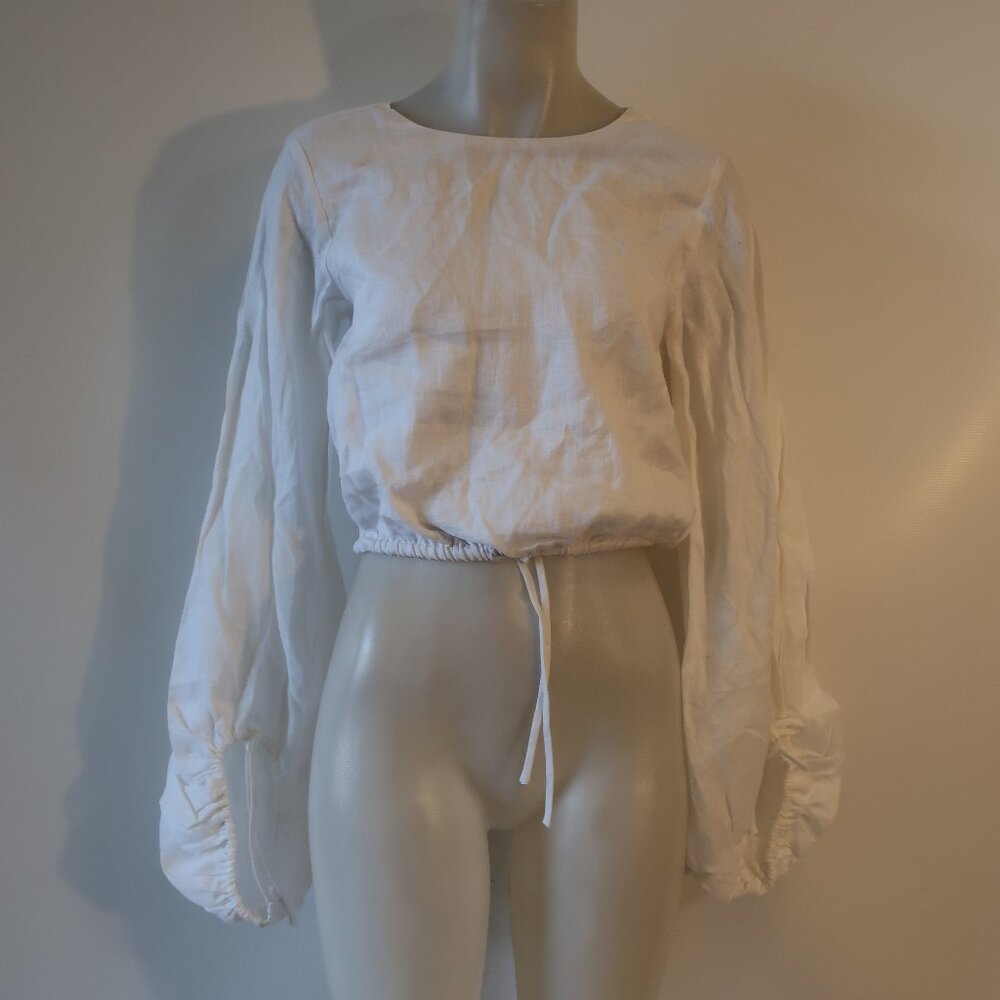 DISSH White Crop Top